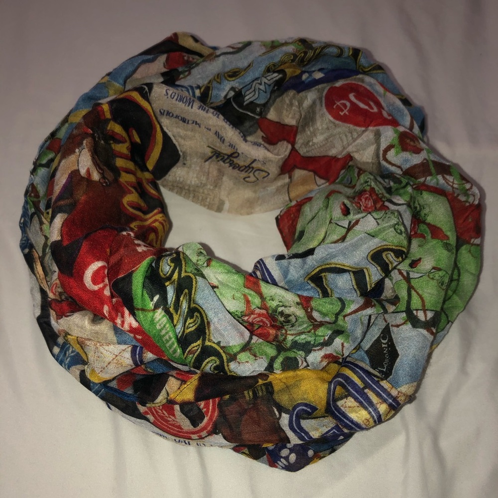 Wonder Woman infinity scarf